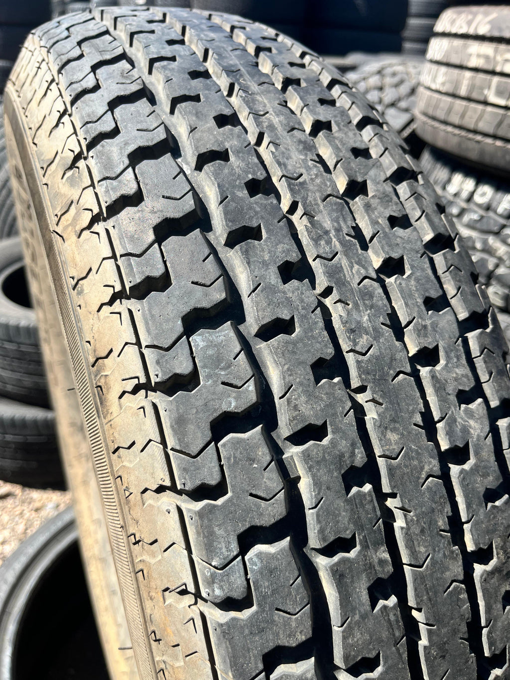 ST235/80R16 Single (1 Used Tire) Freestar Radial ST