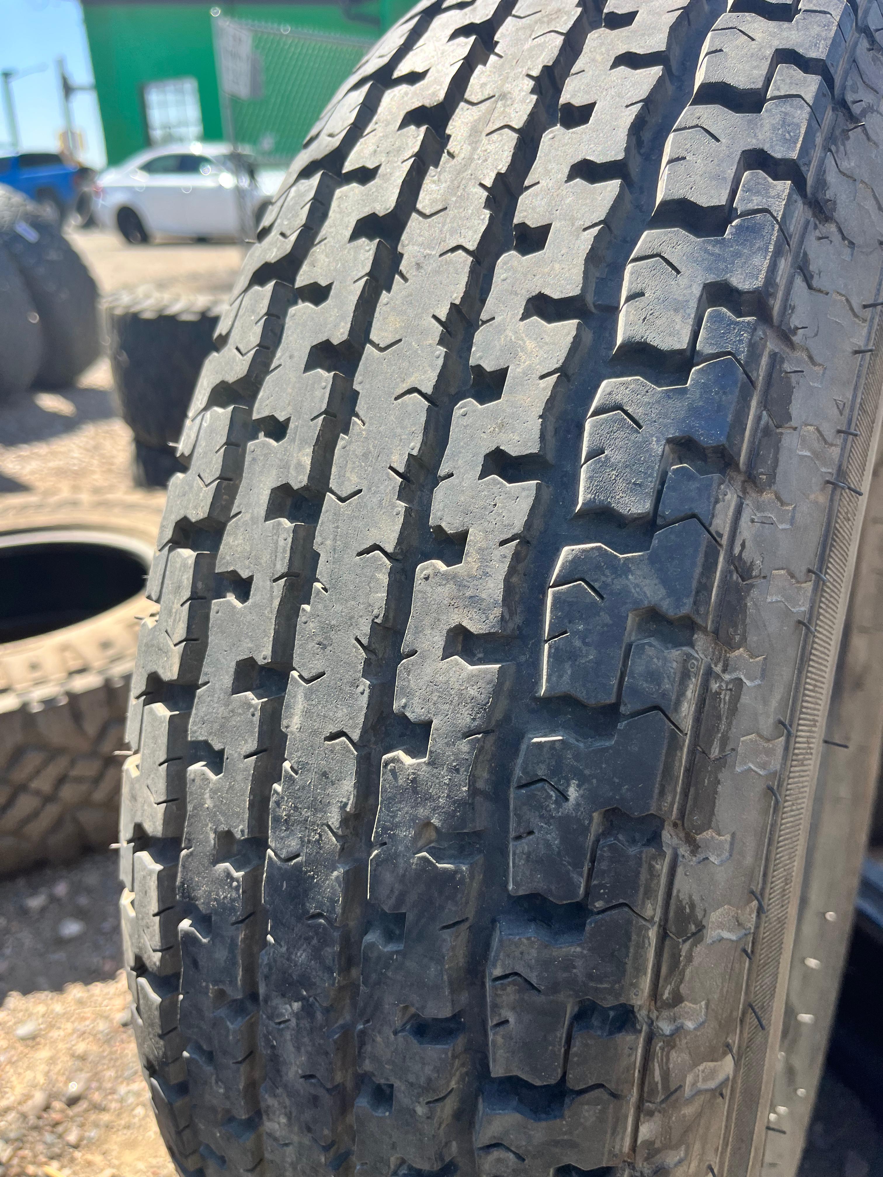 ST235/80R16 Single (1 Used Tire) Freestar Radial ST