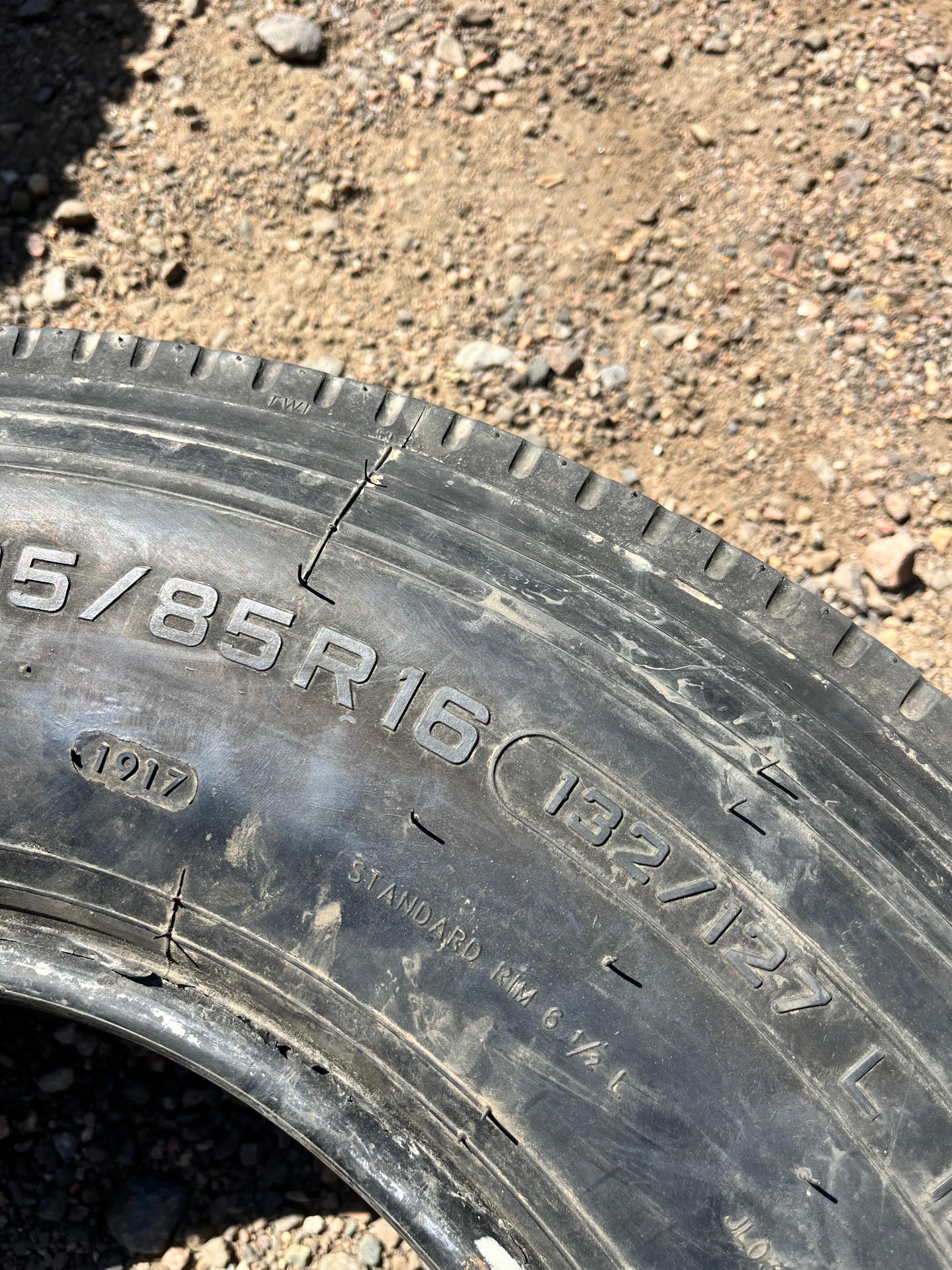 ST235/85R16 Single (1 Used Tire) GeoStar G574