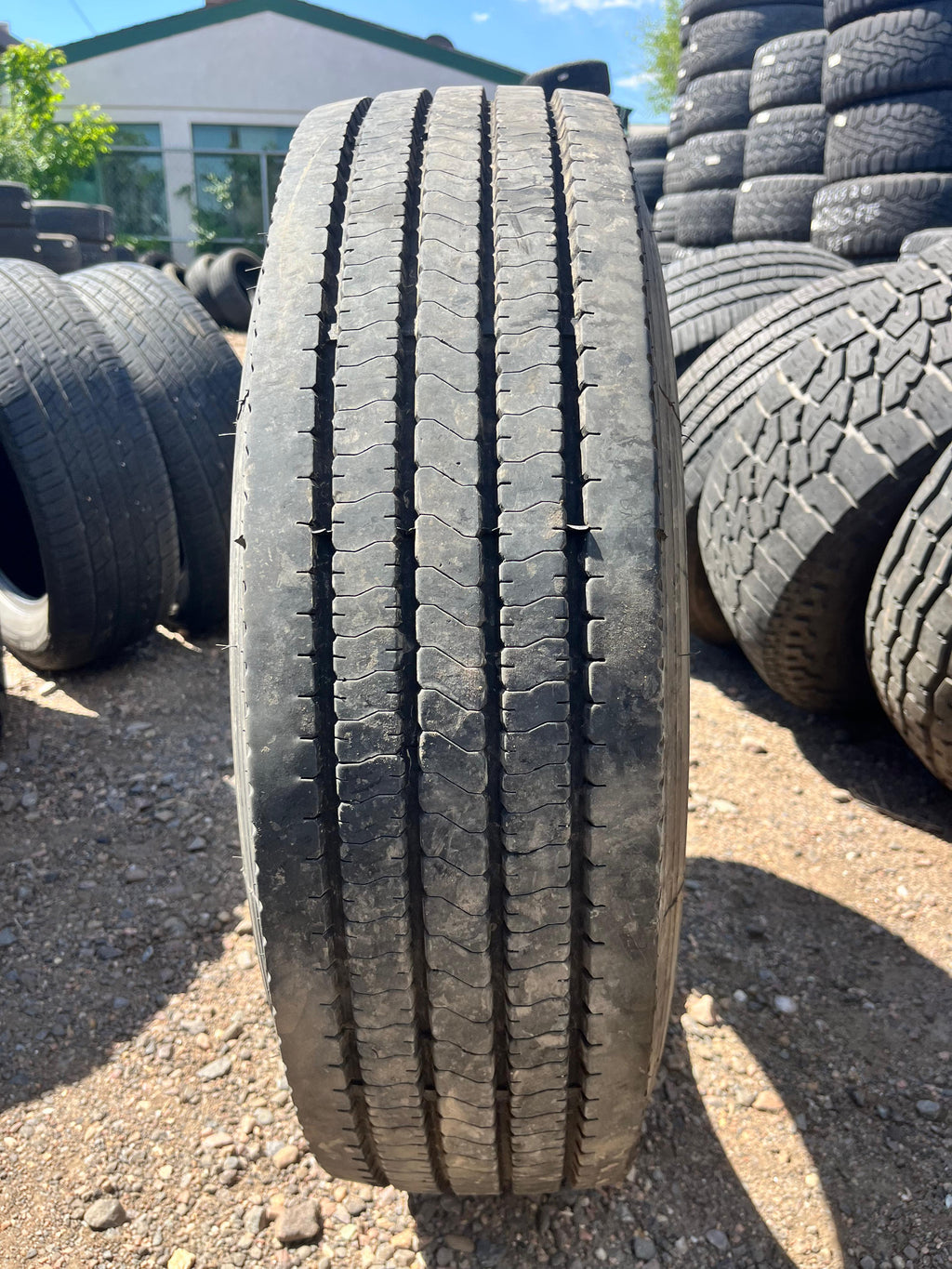 ST235/85R16 Single (1 Used Tire) GeoStar G574