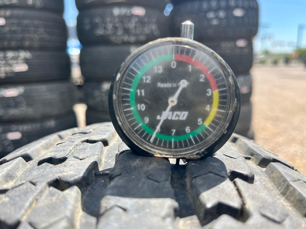 ST235/85R16 Single (1 Used Tire) MasterTrack UN203