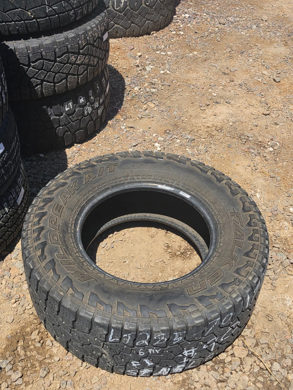 LT285/70R17 Single (1 Used Tire) Falken Wild Peak AT3