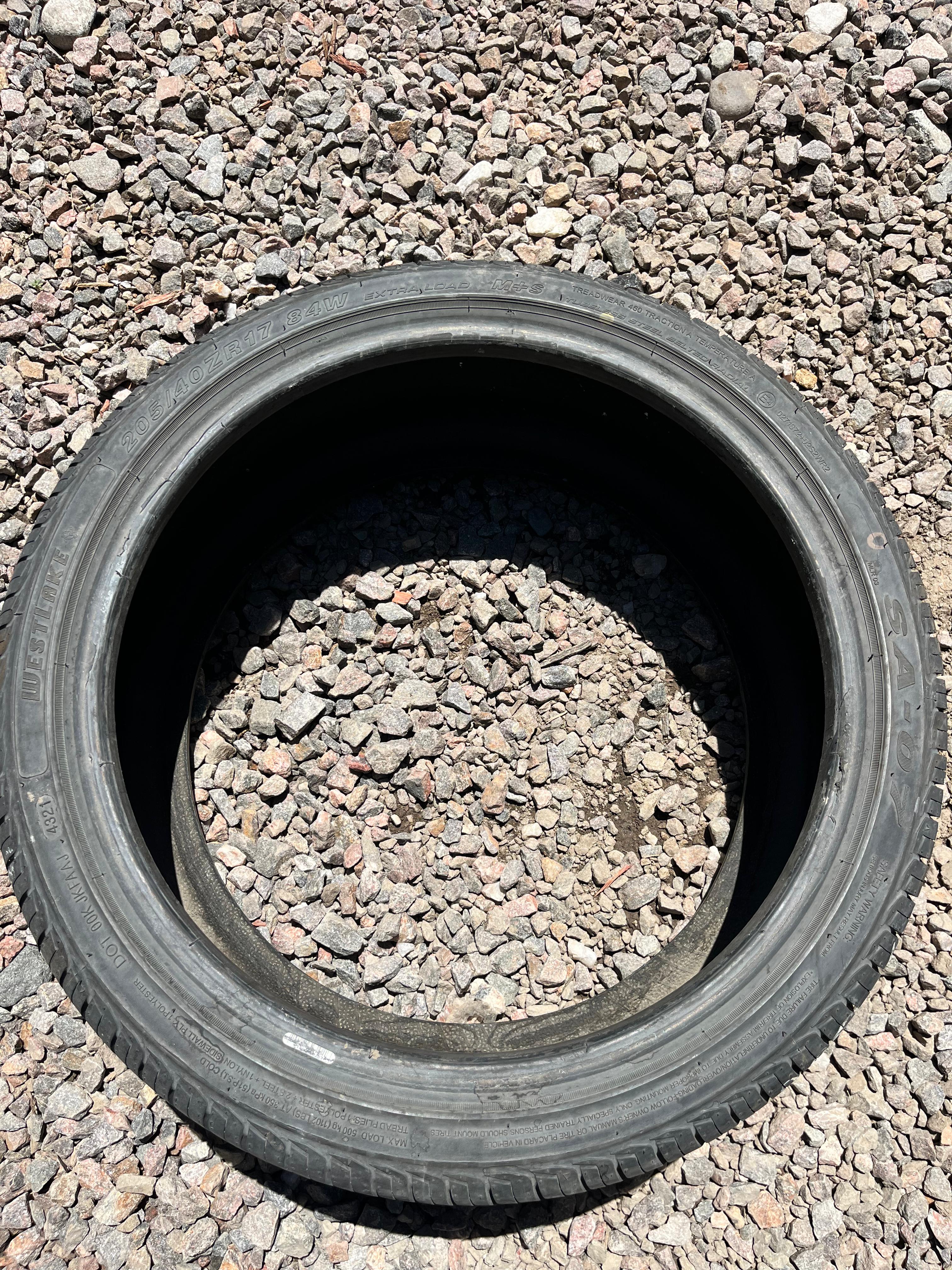 205/40ZR18 Single (1 Used Tire) WestLake SA-07