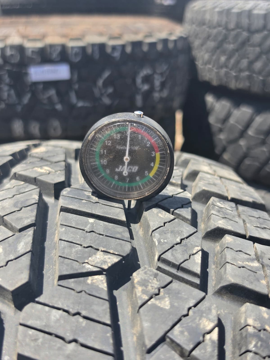 LT285/70R17 Single (1 Used Tire) Capitol All-Terrain