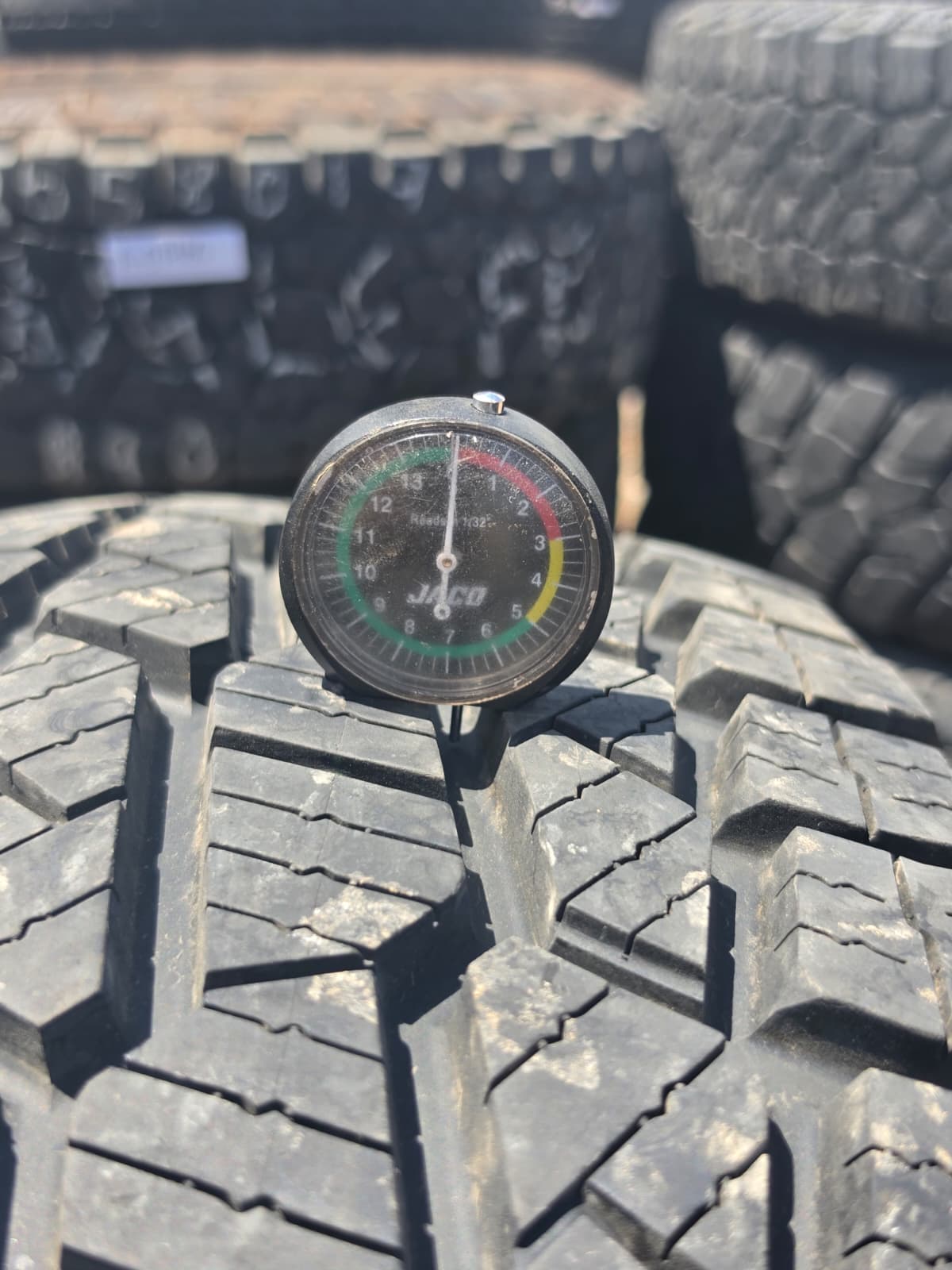 LT285/70R17 Single (1 Used Tire) Capitol All-Terrain