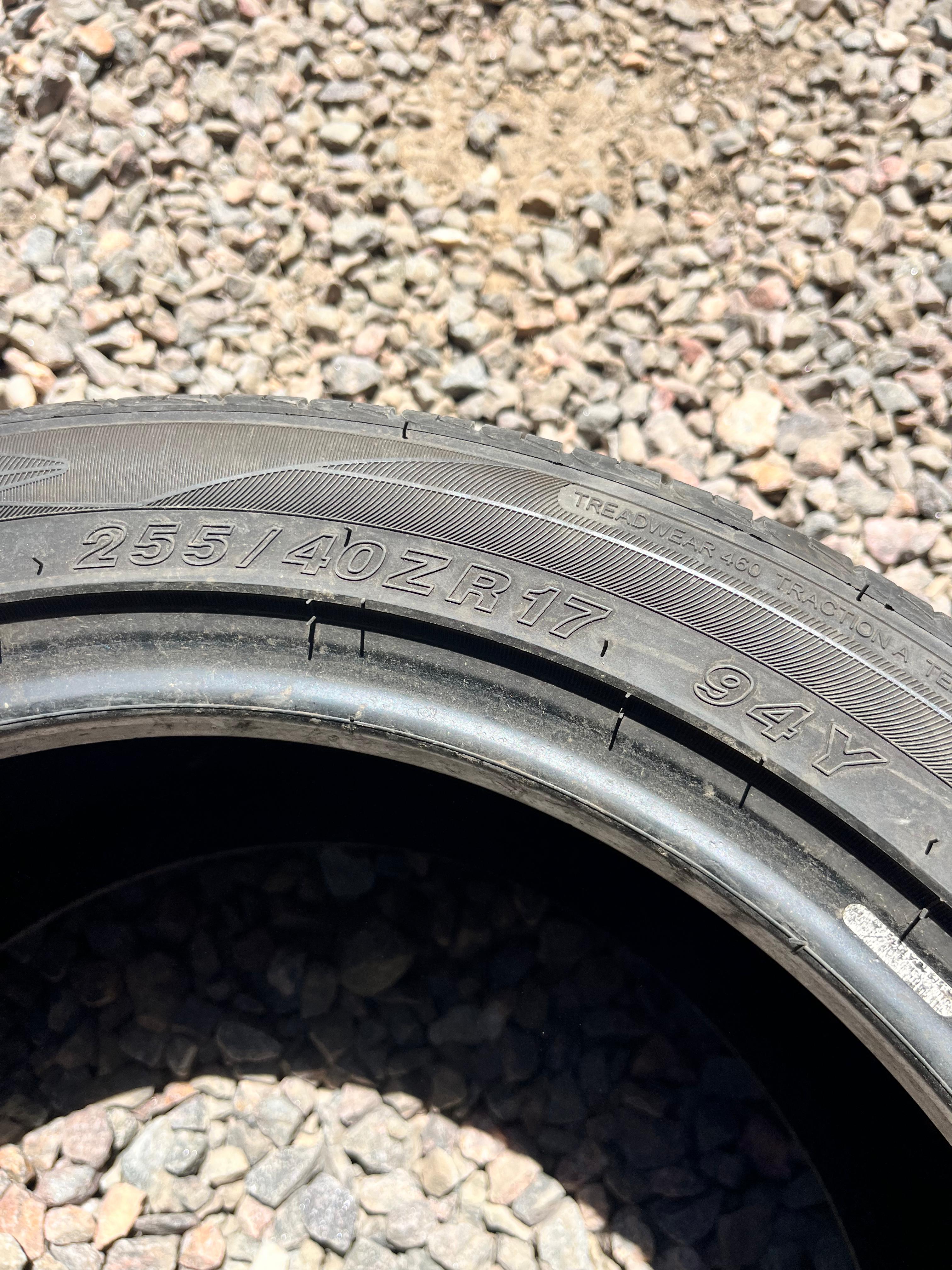 255/40ZR18 Single (1 Used Tire) WestLake SA-07