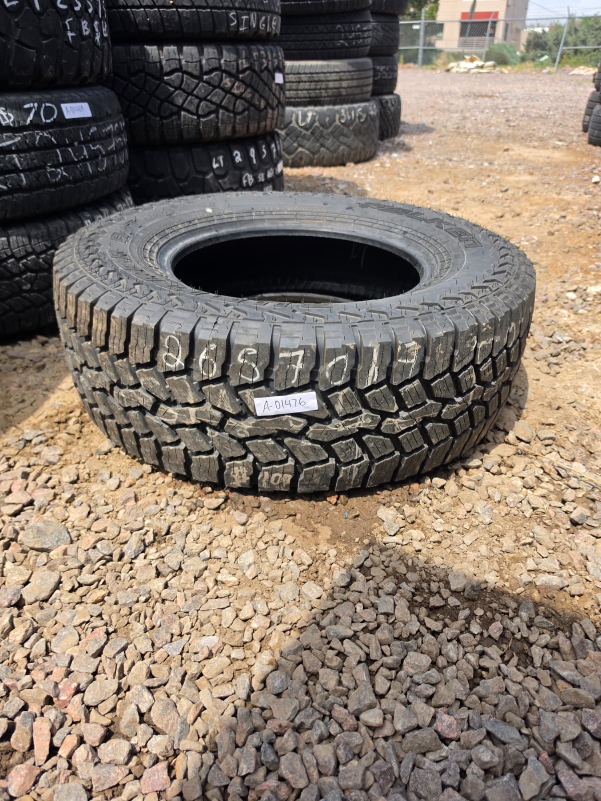 265/70R17 Single (1 Used Tire) Falken Wild Peak AT