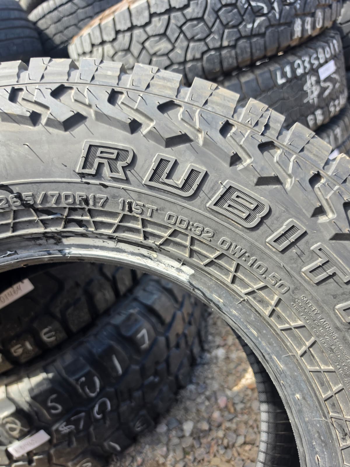 265/70R17 Single (1 Used Tire) Falken Wild Peak AT