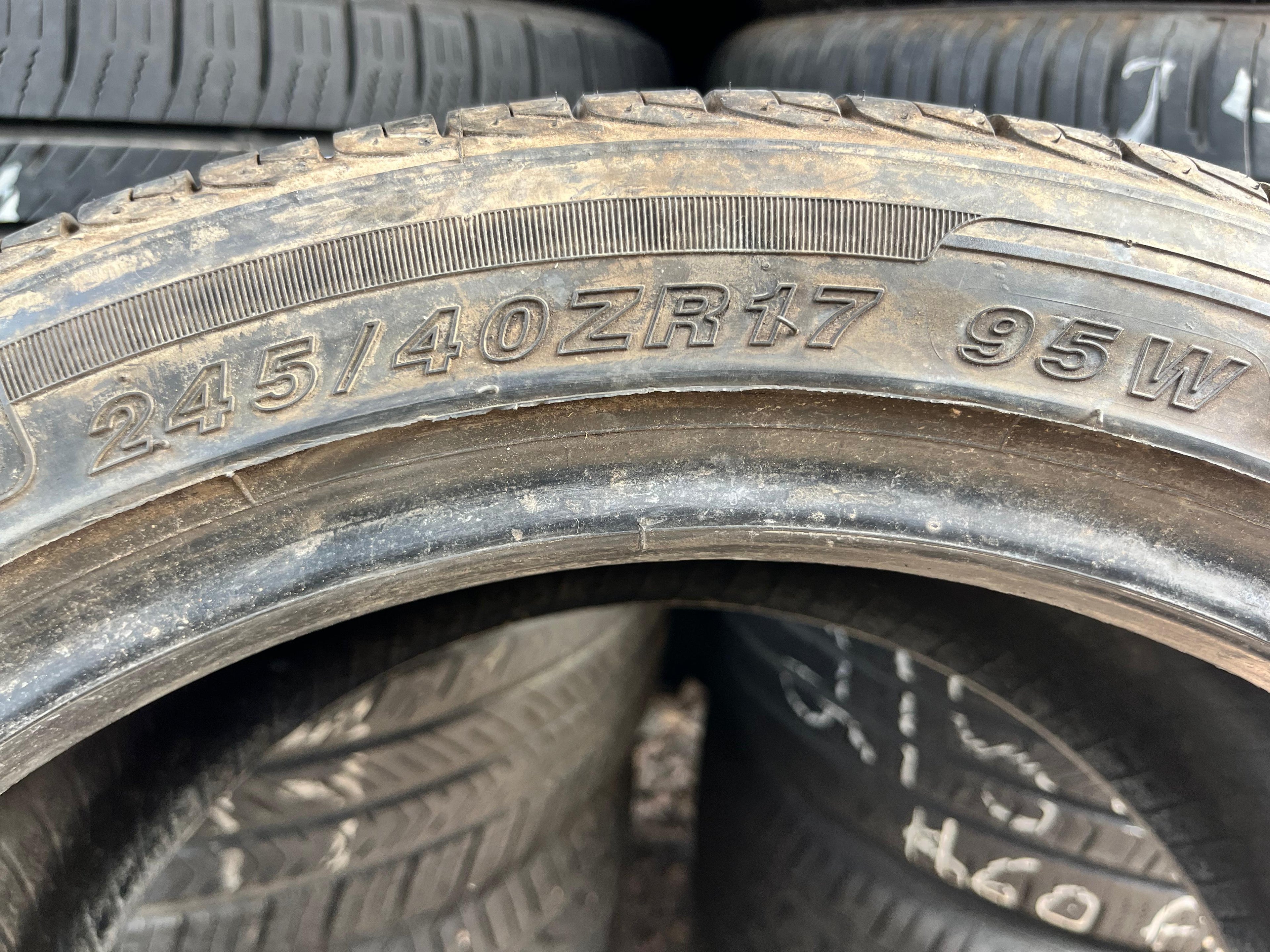 245/40ZR17 Single (1 Used Tire) WestLake SA—07