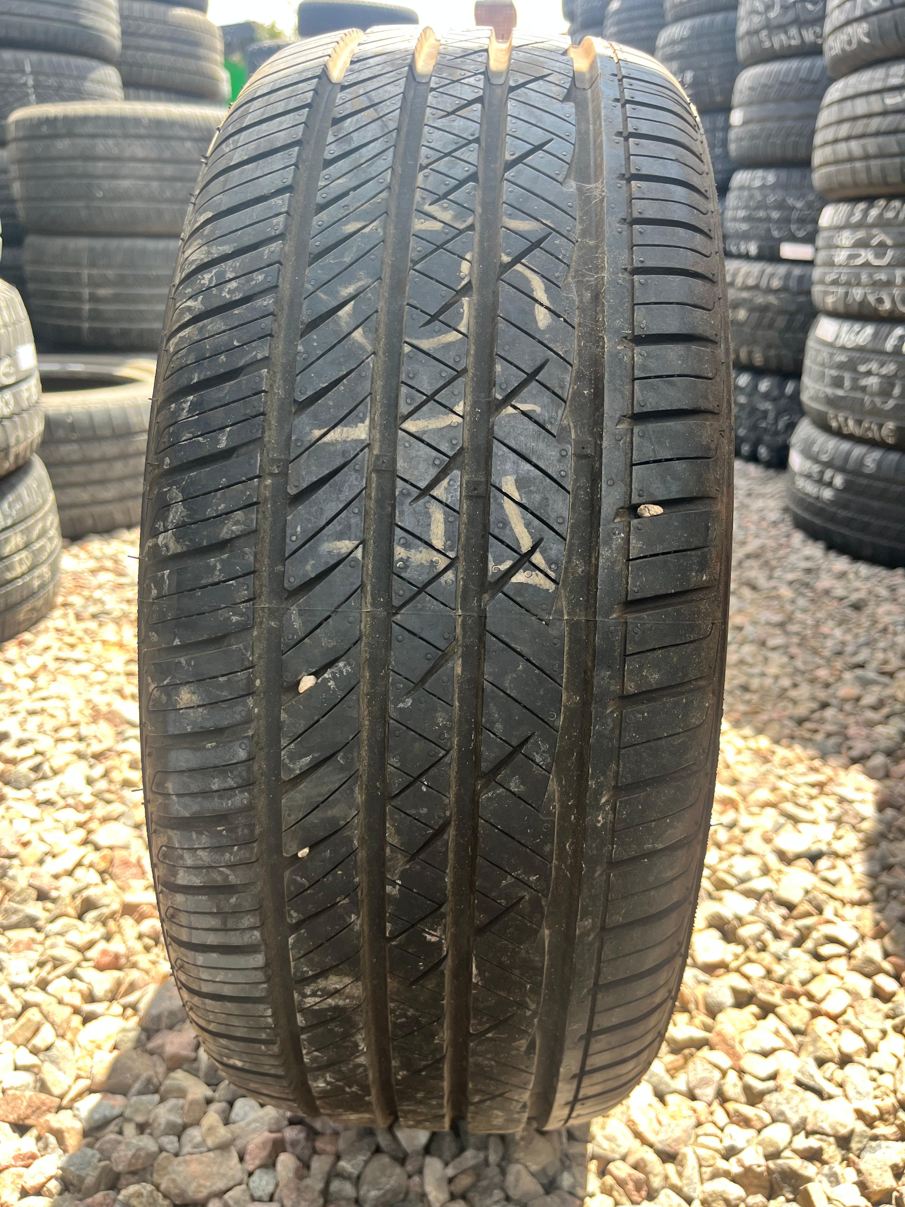 215/45ZR17 Pair (2 Used Tires) Laufenn S. FIT