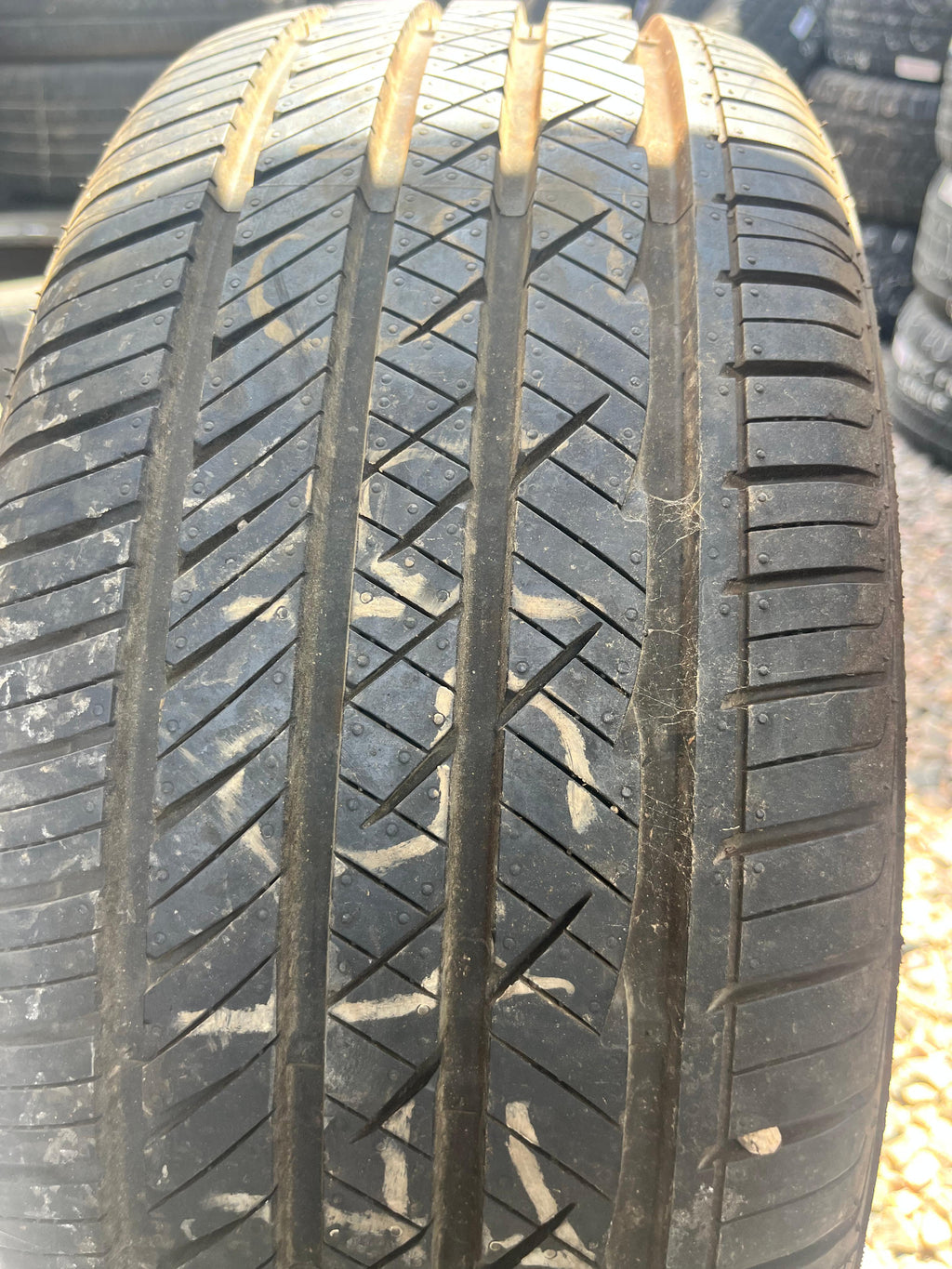 215/45ZR17 Pair (2 Used Tires) Laufenn S. FIT