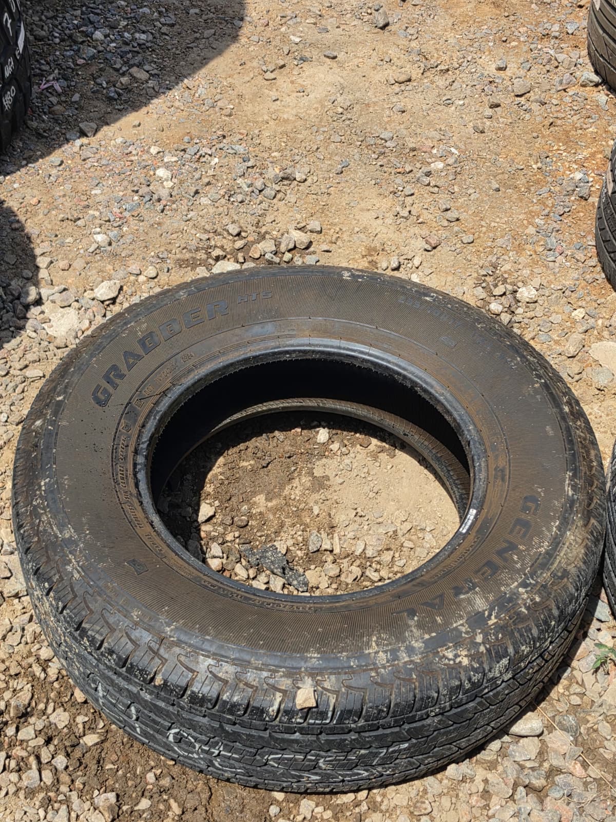 255/70R17 Single (1 Used Tire) General Grabber HTS