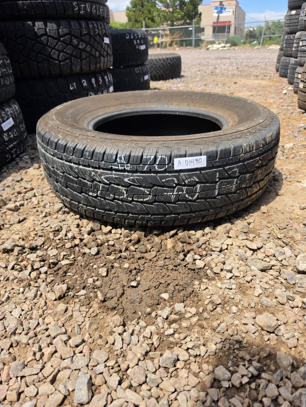 255/70R17 Single (1 Used Tire) General Grabber HTS