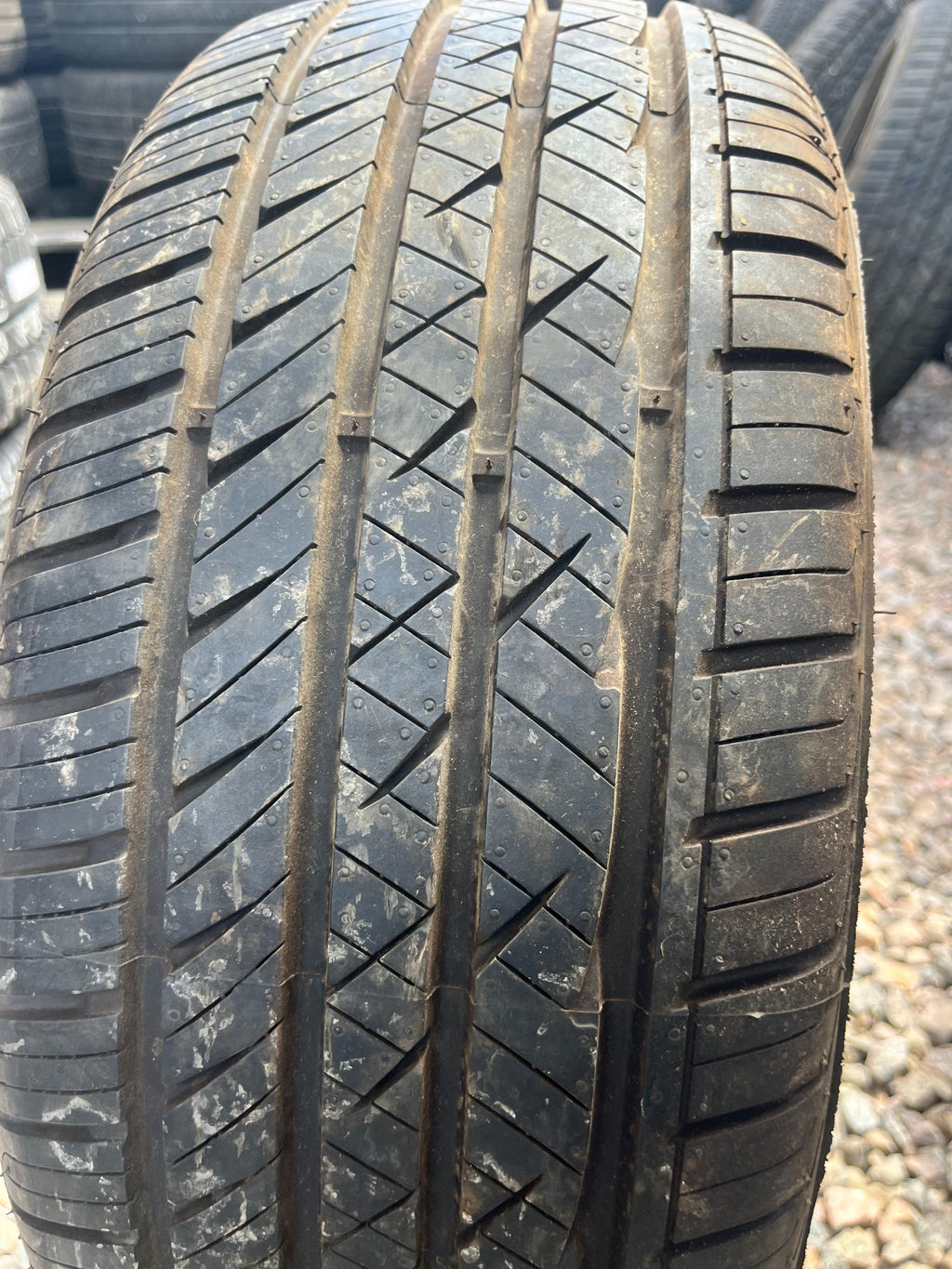 215/45ZR17 Single (1 Used Tire) Laufenn S. FIT
