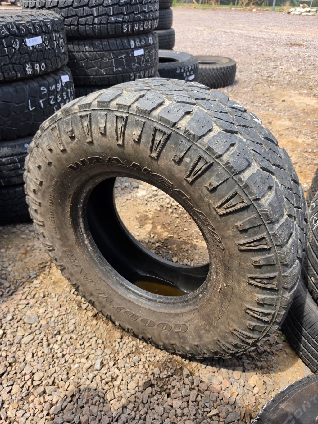 LT315/70R17 Single (1 Used Tire) Goodyear Wrangler DuraTrac