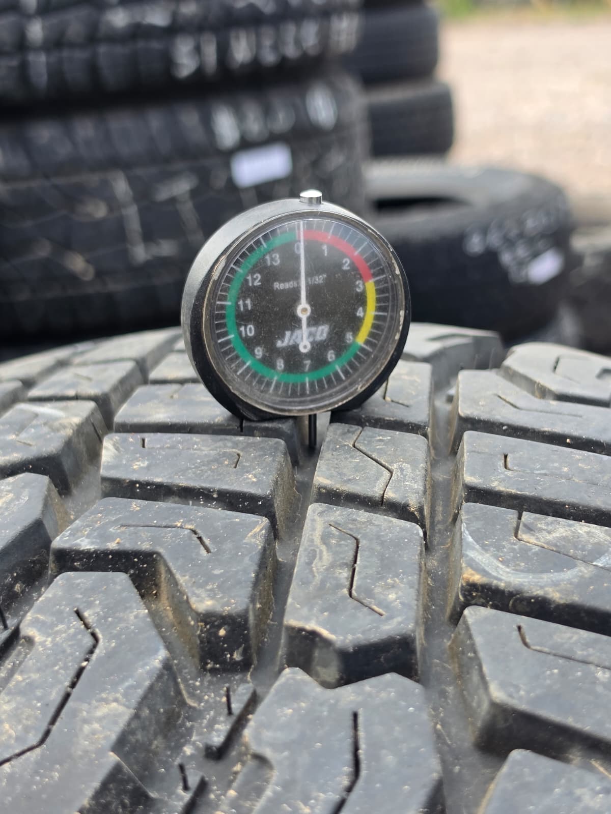 LT295/70R17 Single (1 Used Tire) Atturo Trail Blade XT