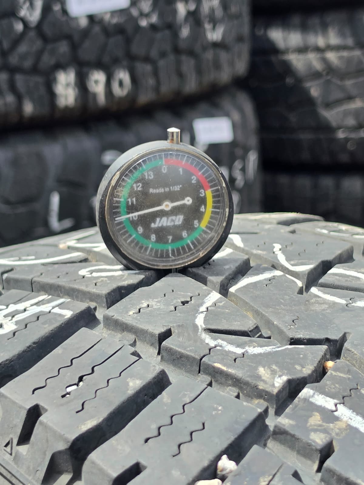 245/70R17 Single (1 Used Tire) Dean Tires Back Country