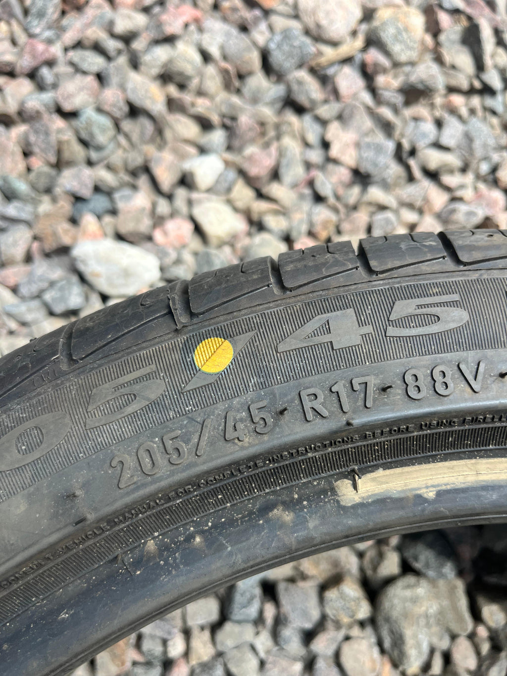 205/45R17 Single (1 Used Tire) Pirelli Cinturato P7