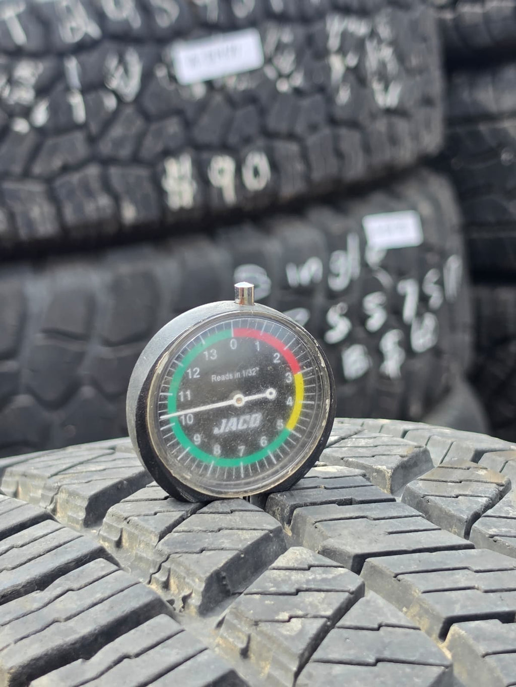 245/70R17 Single (1 Used Tire) Laufenn X Fit AT