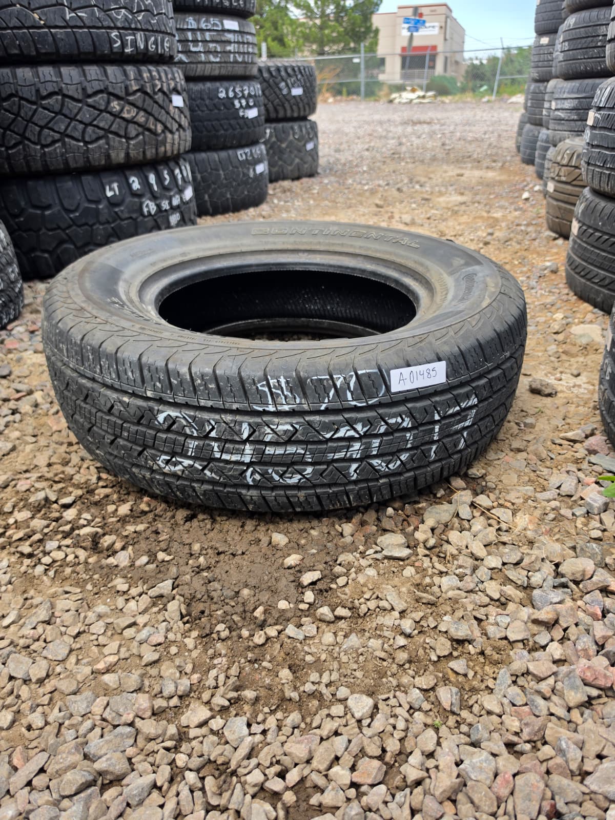 245/70R17 Single (1 Used Tire) Continental SureContact LX