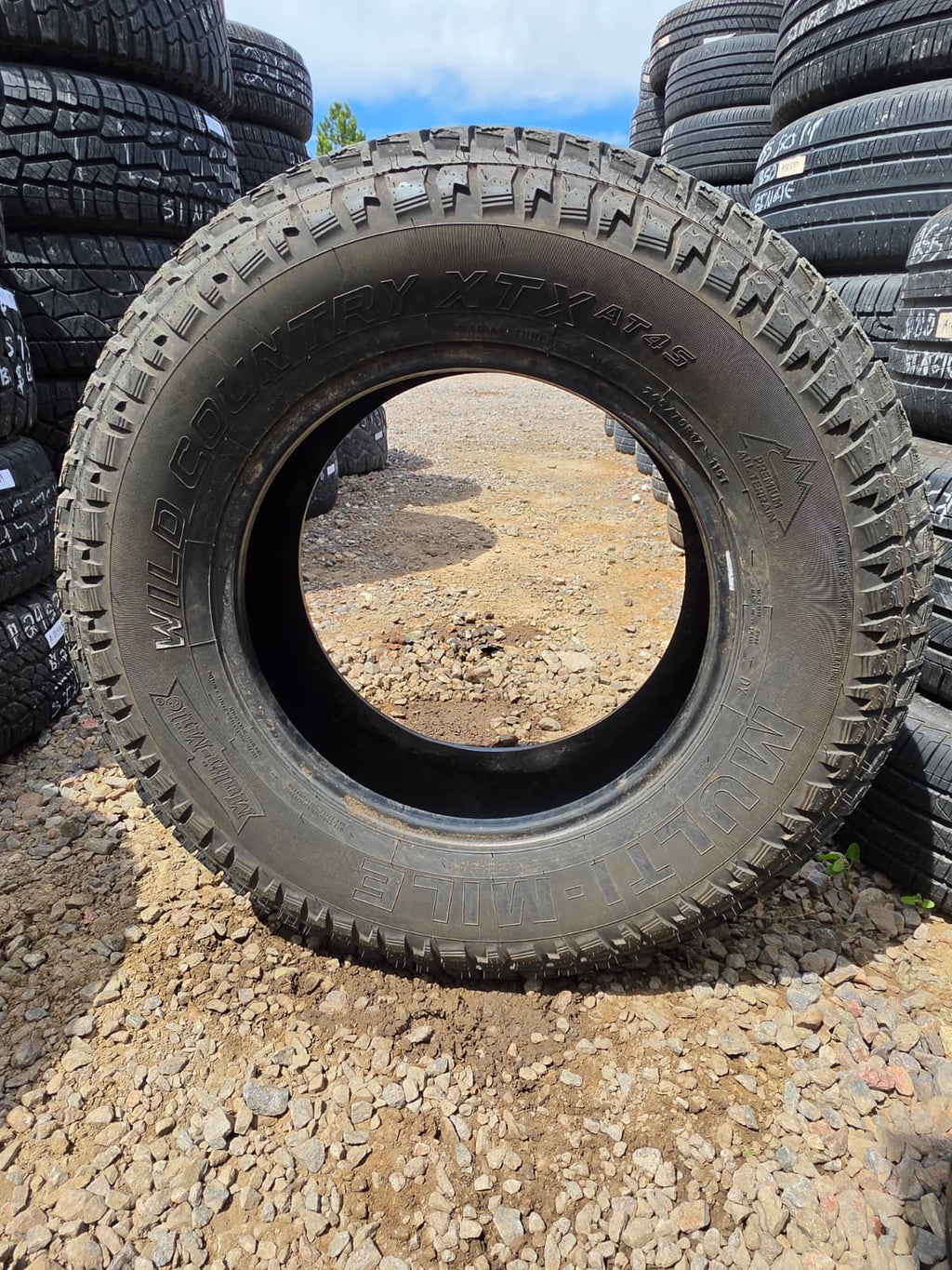 265/70R17 Single (1 Used Tire) Muli-Mile Wild Country XTX