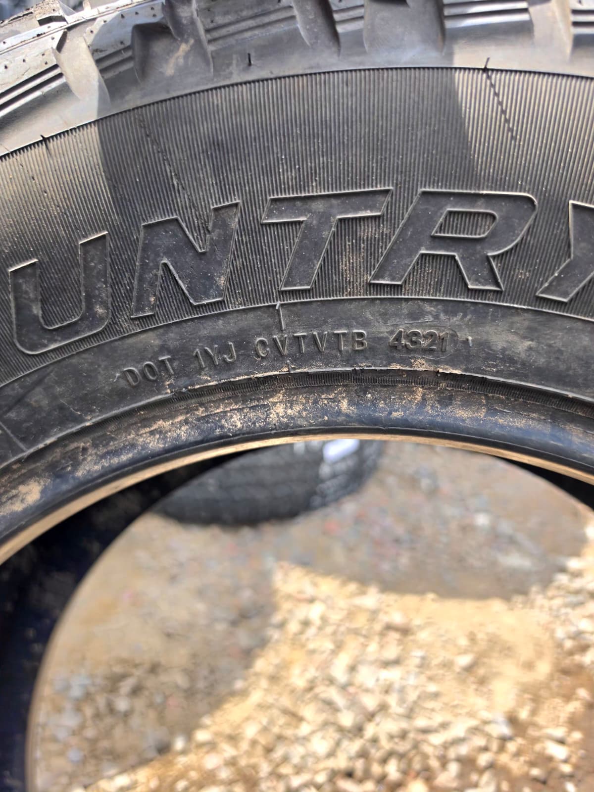 265/70R17 Single (1 Used Tire) Muli-Mile Wild Country XTX