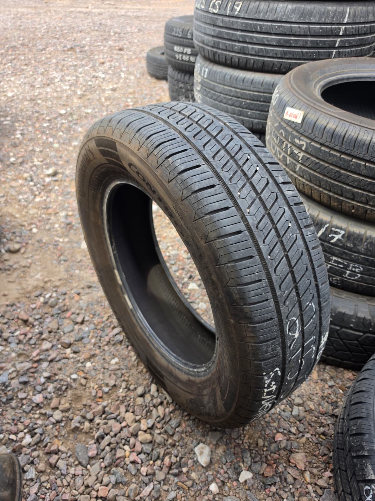 215/65R17 Single (1 Used Tire) Continental Control Contact