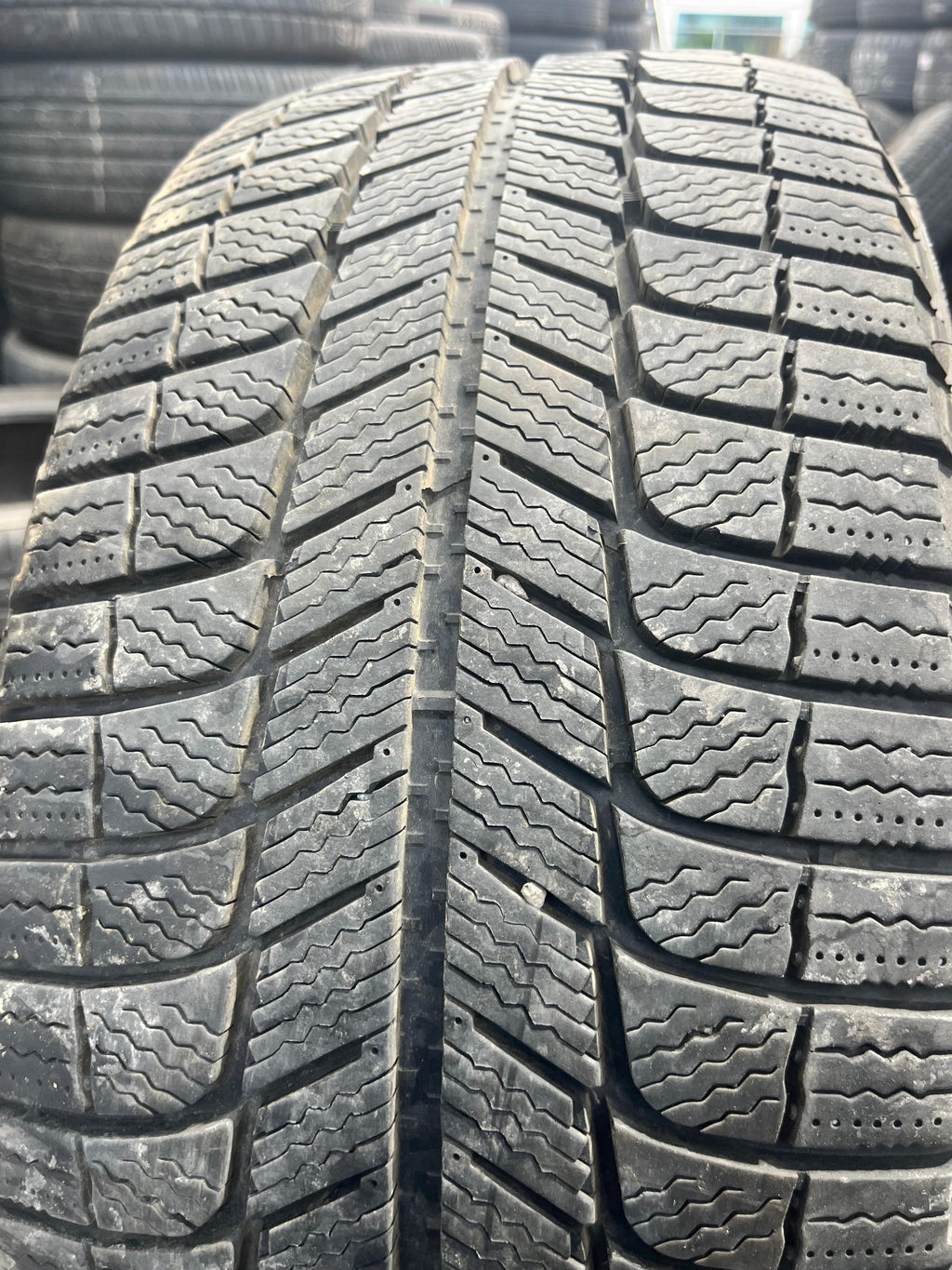 245/45R17 Single (1 Used Tire) Michelin X-Ice