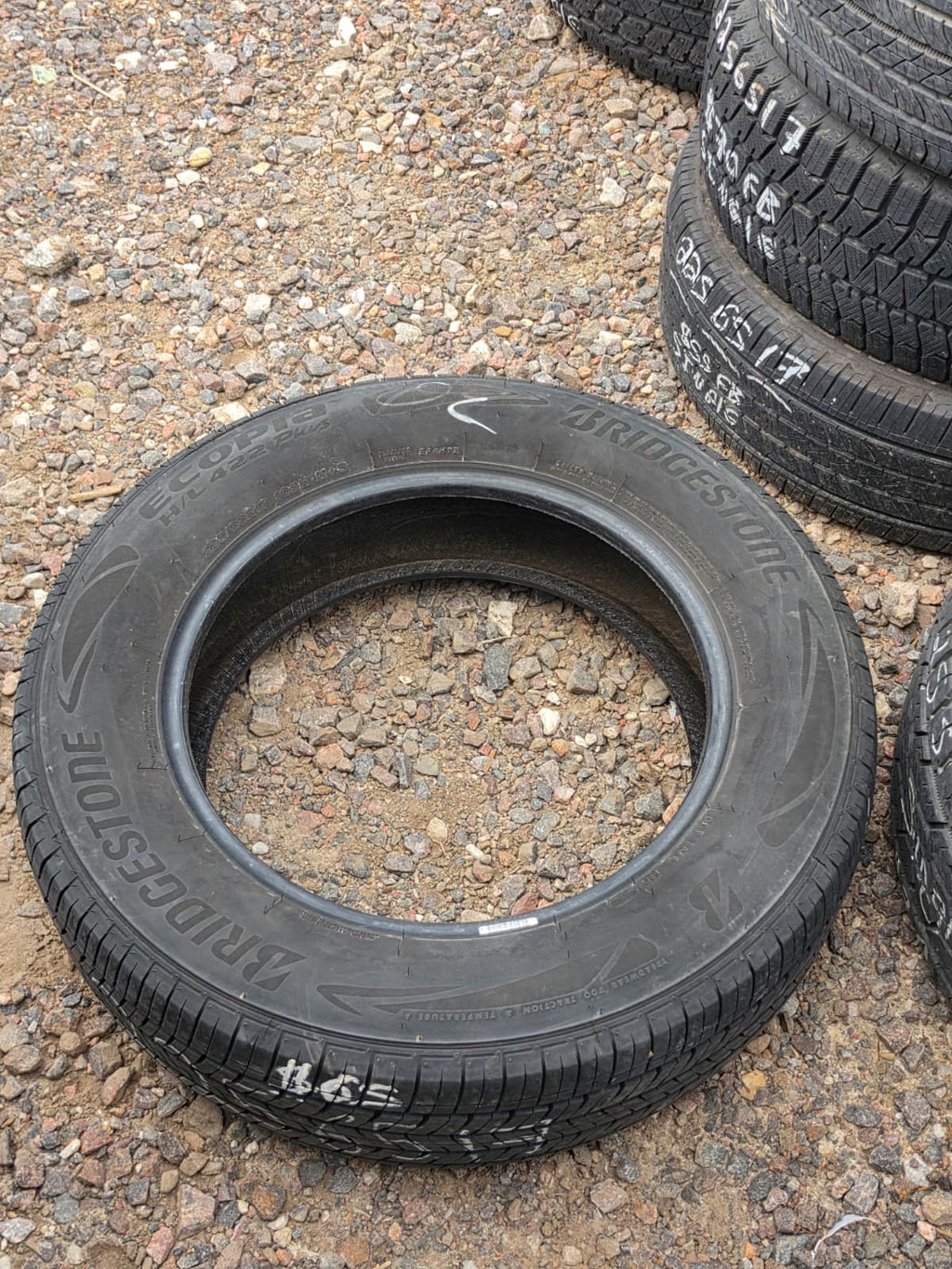 225/65R17 Single (1 Used Tire) Bridgestone Ecopia HL