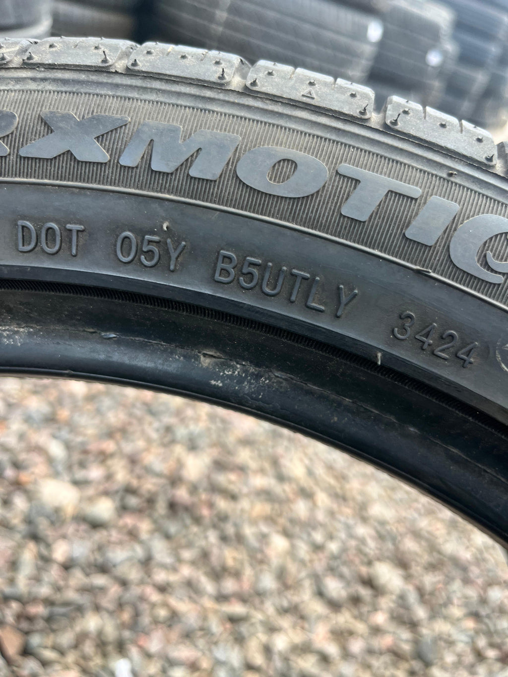 215/45R17 Single (1 Used Tire) Road X RX Motion
