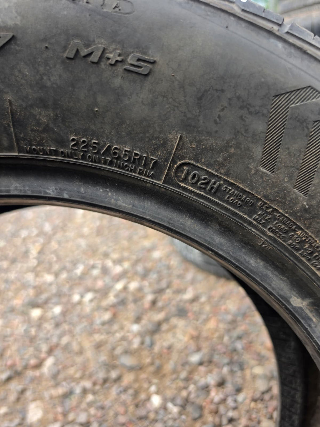 225/65R17 Single (1 Used Tire) Mastercraft Stratus