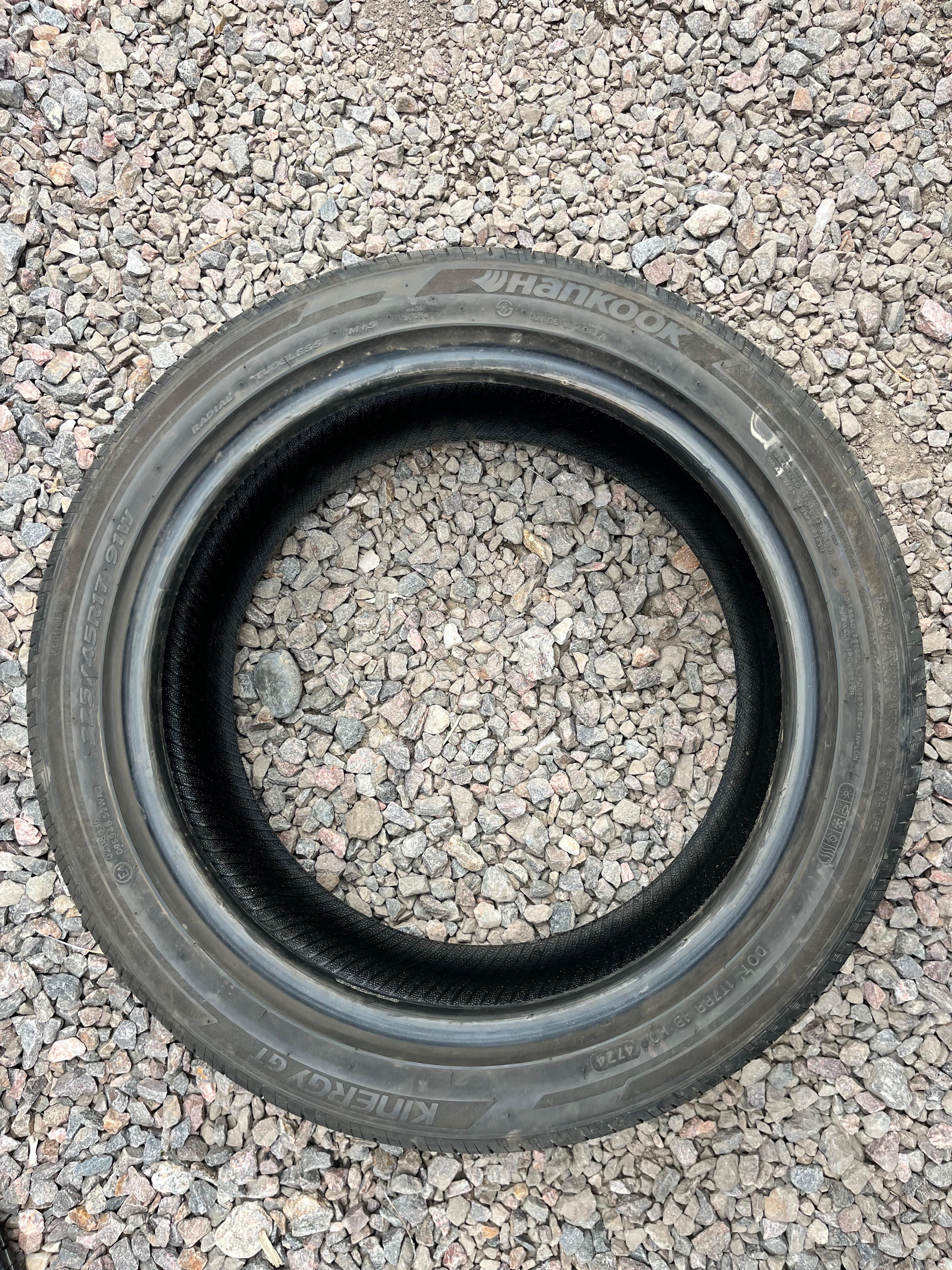 225/45R17 Single (1 Used Tire) Hankook Kinergy