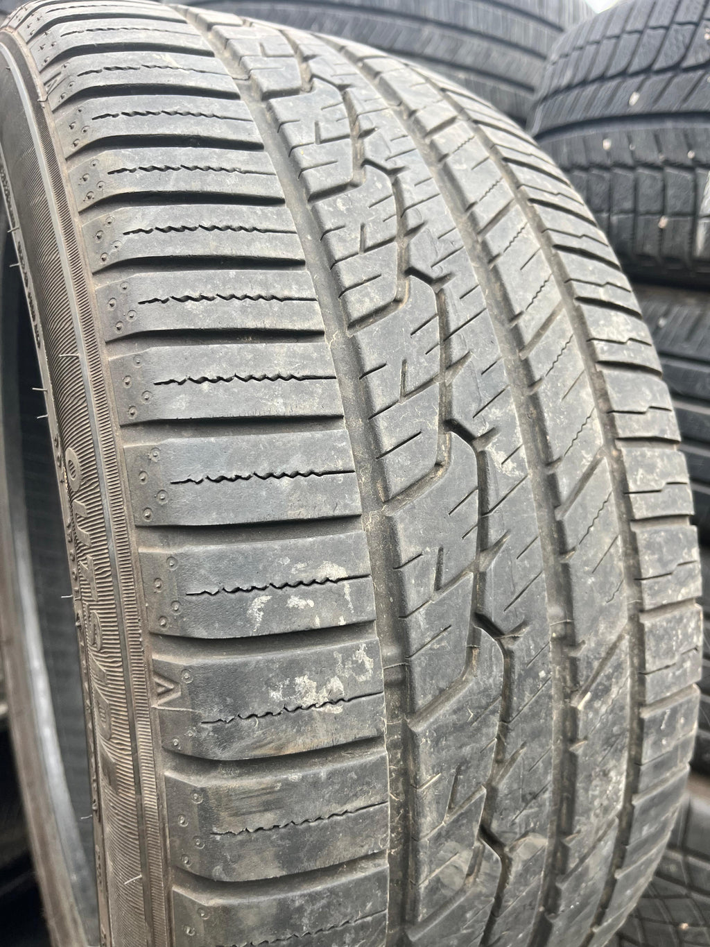 235/45R17 Single (1 Used Tire) Sumitomo HTR PO5