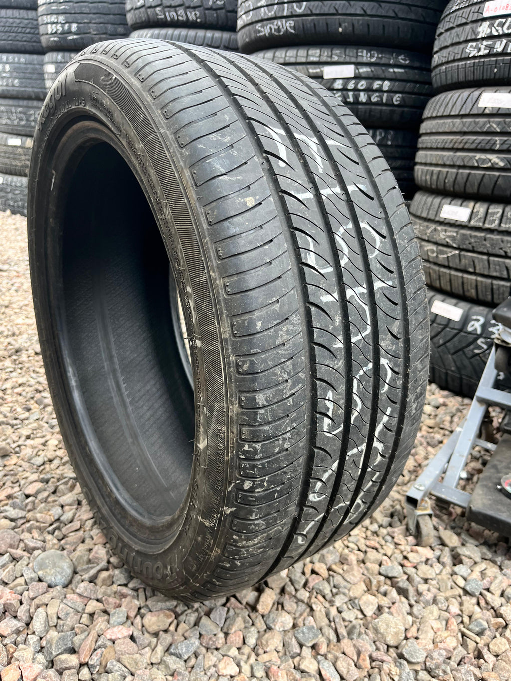 225/45R17 Single (1 Used Tire) Regul Touring