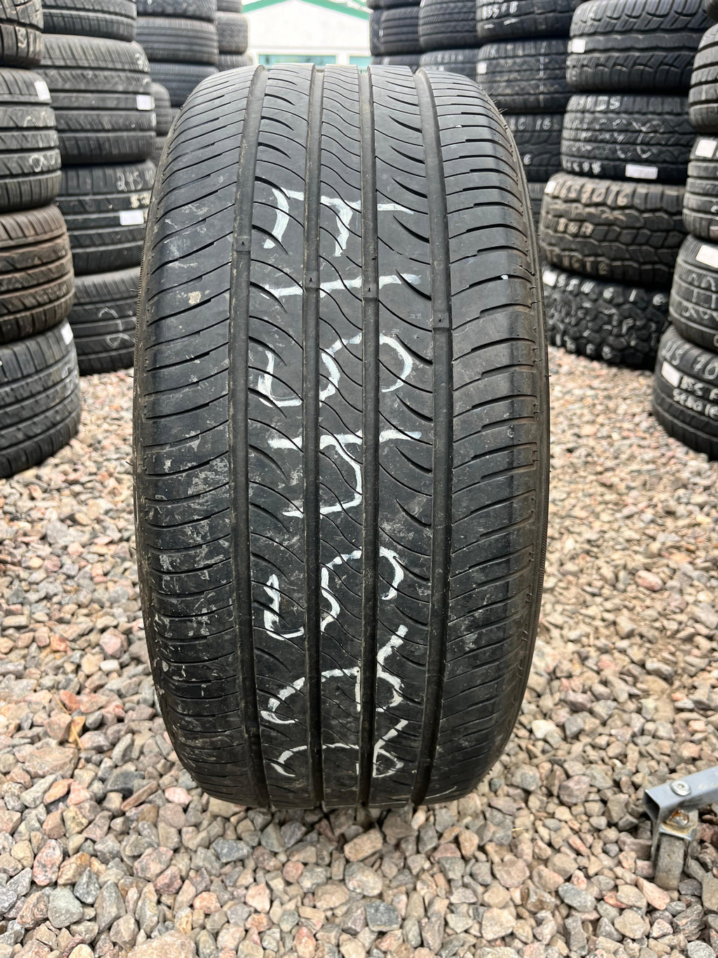 225/45R17 Single (1 Used Tire) Regul Touring