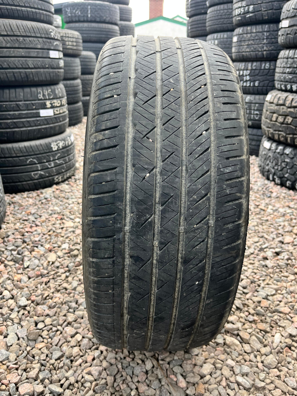 225/45ZR17 Single (1 Used Tire) Laufenn S FIT