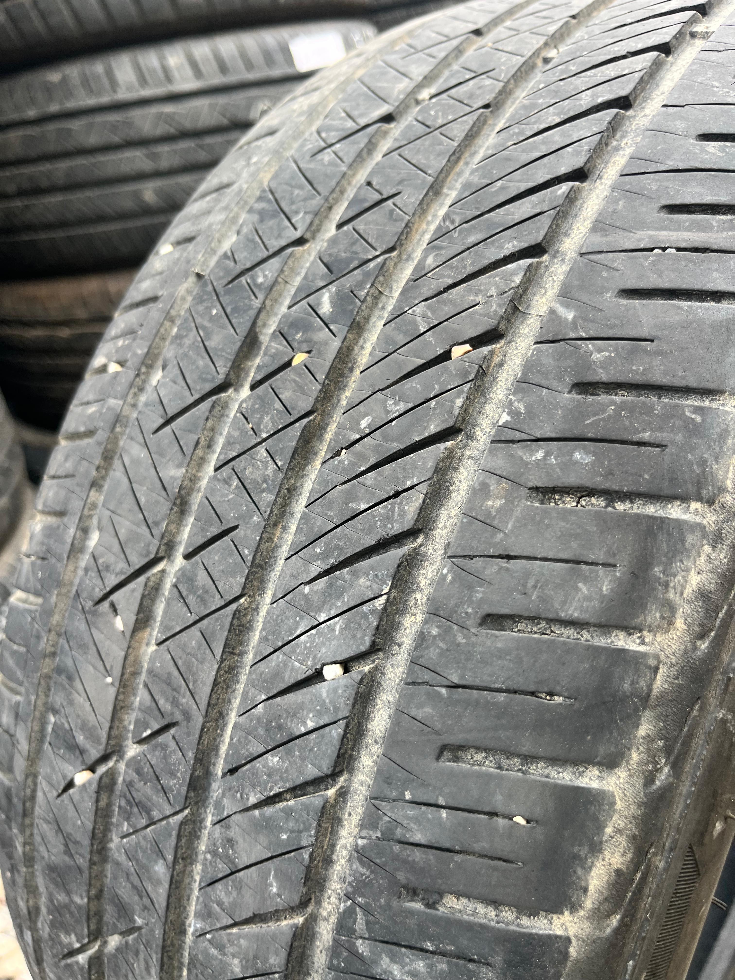 225/45ZR17 Single (1 Used Tire) Laufenn S FIT