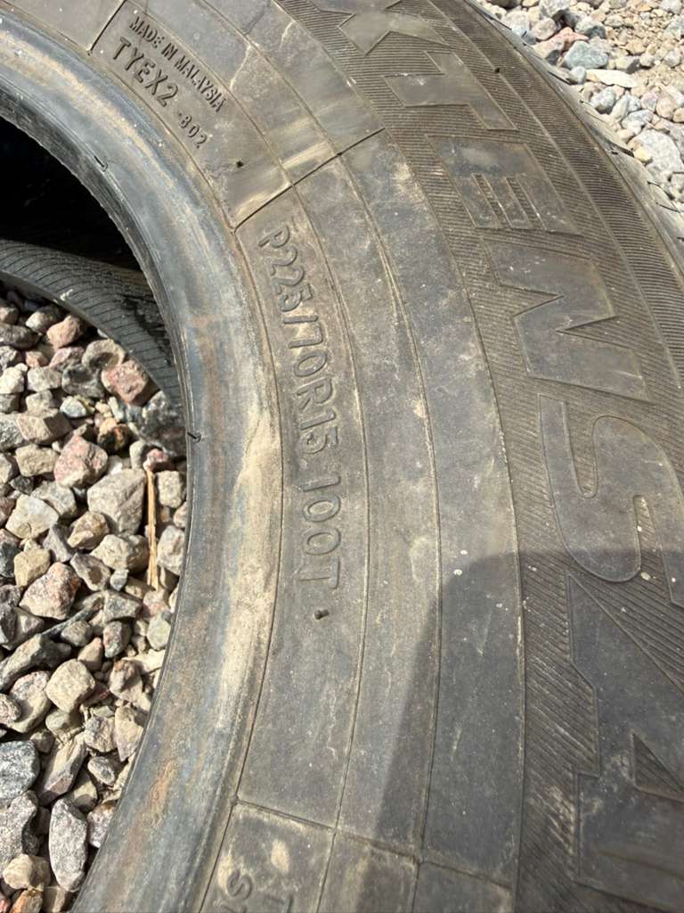 225/70R15 Single (1 Used Tire) Toyo Extensa AS2