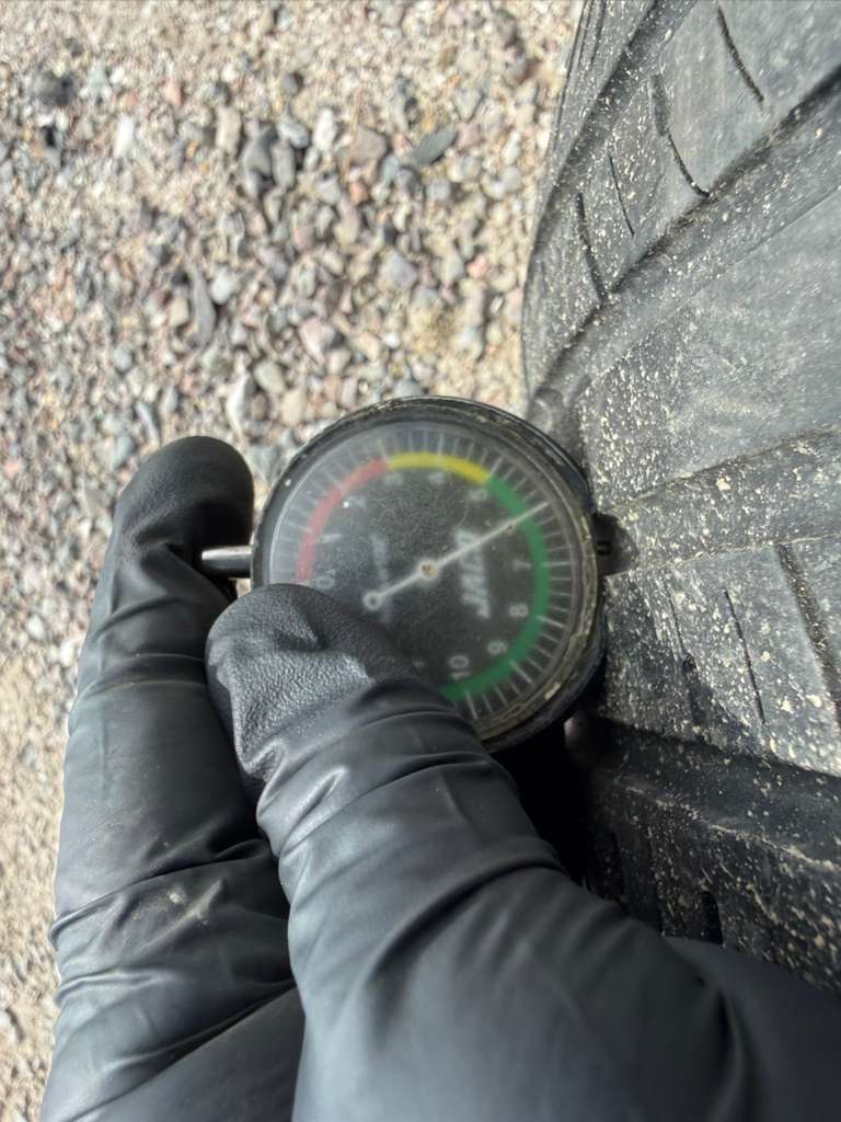 185/60R15 Single (1 Used Tire) Mastercraft Stratus