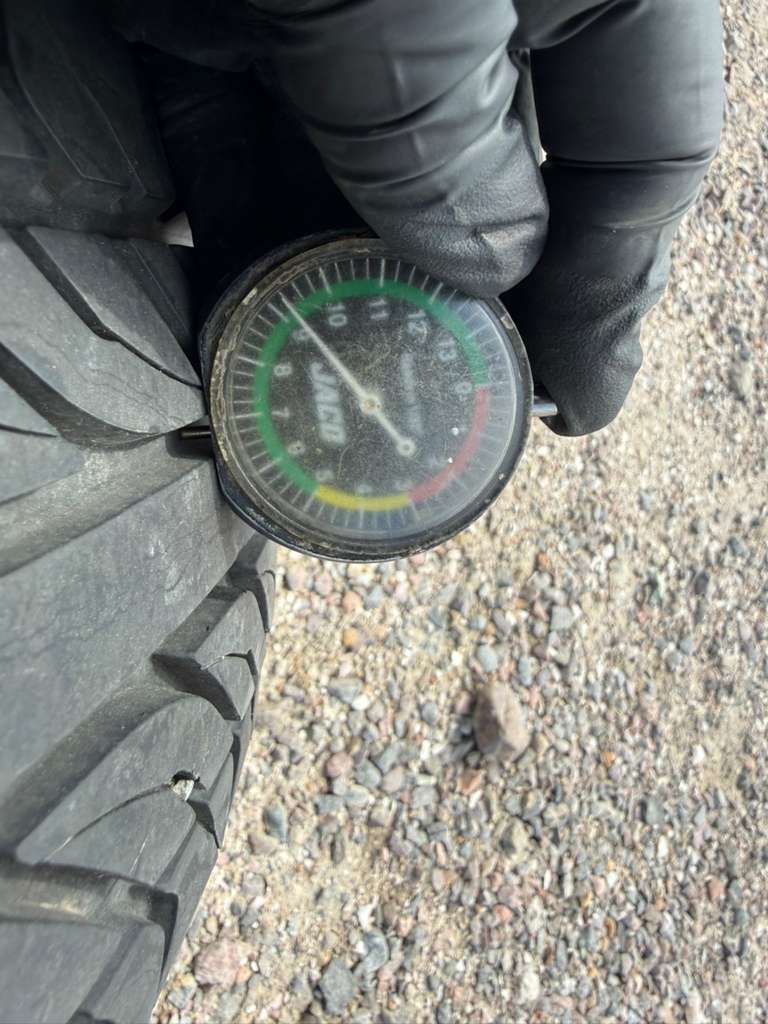 185/60R15 Single (1 Used Tire) Sumitomo Touring LST
