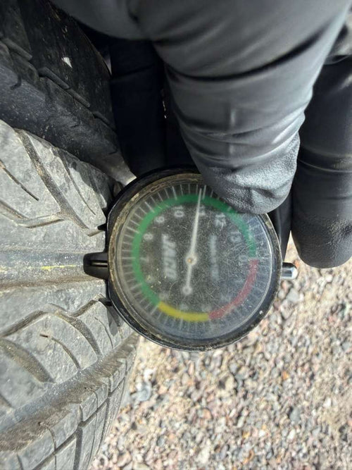 175/65R14 Single (1 Used Tire) Confidence All season