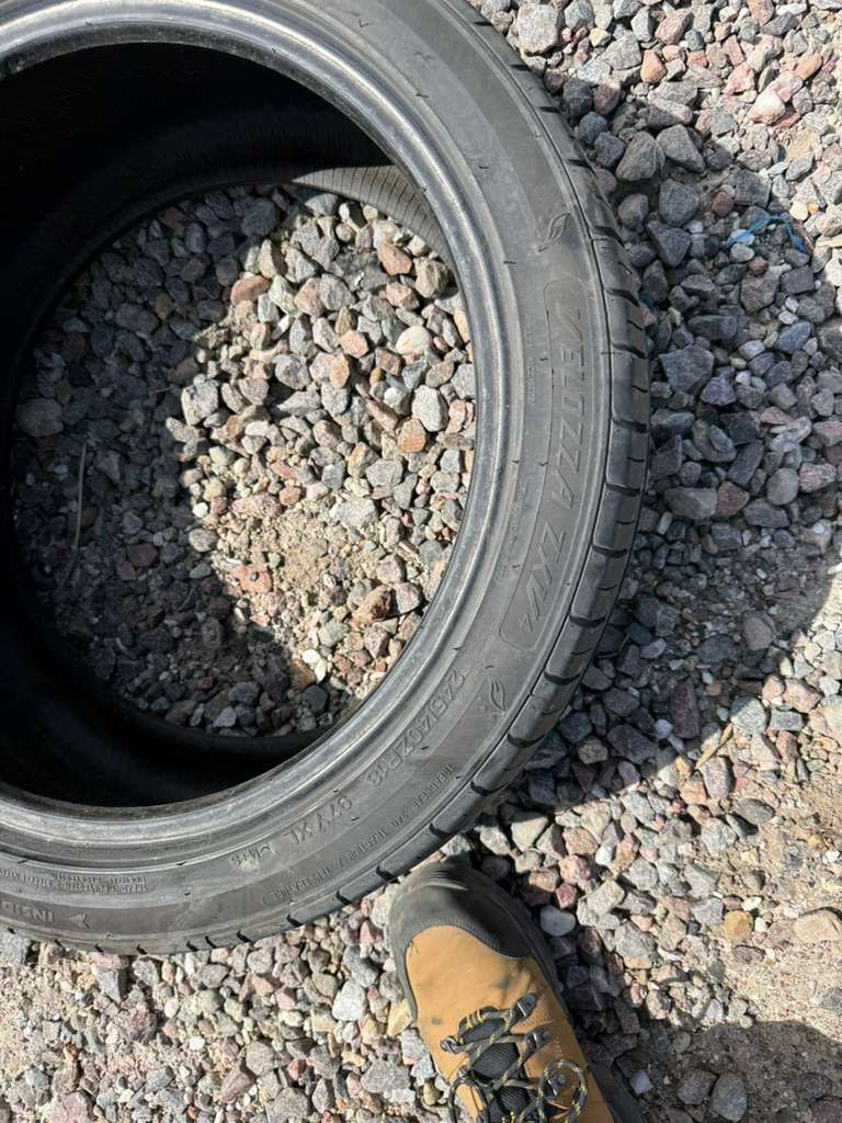 245/40ZR18 Single (1 Used Tire) Velozza ZXV