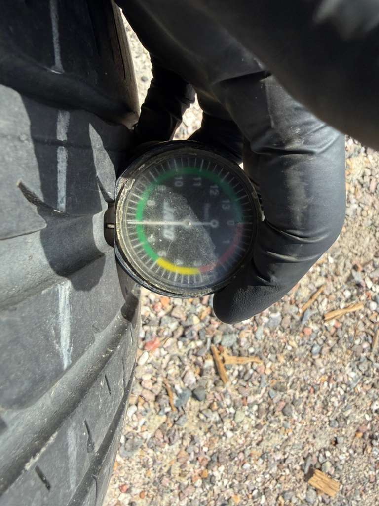 245/40ZR18 Single (1 Used Tire) Velozza ZXV