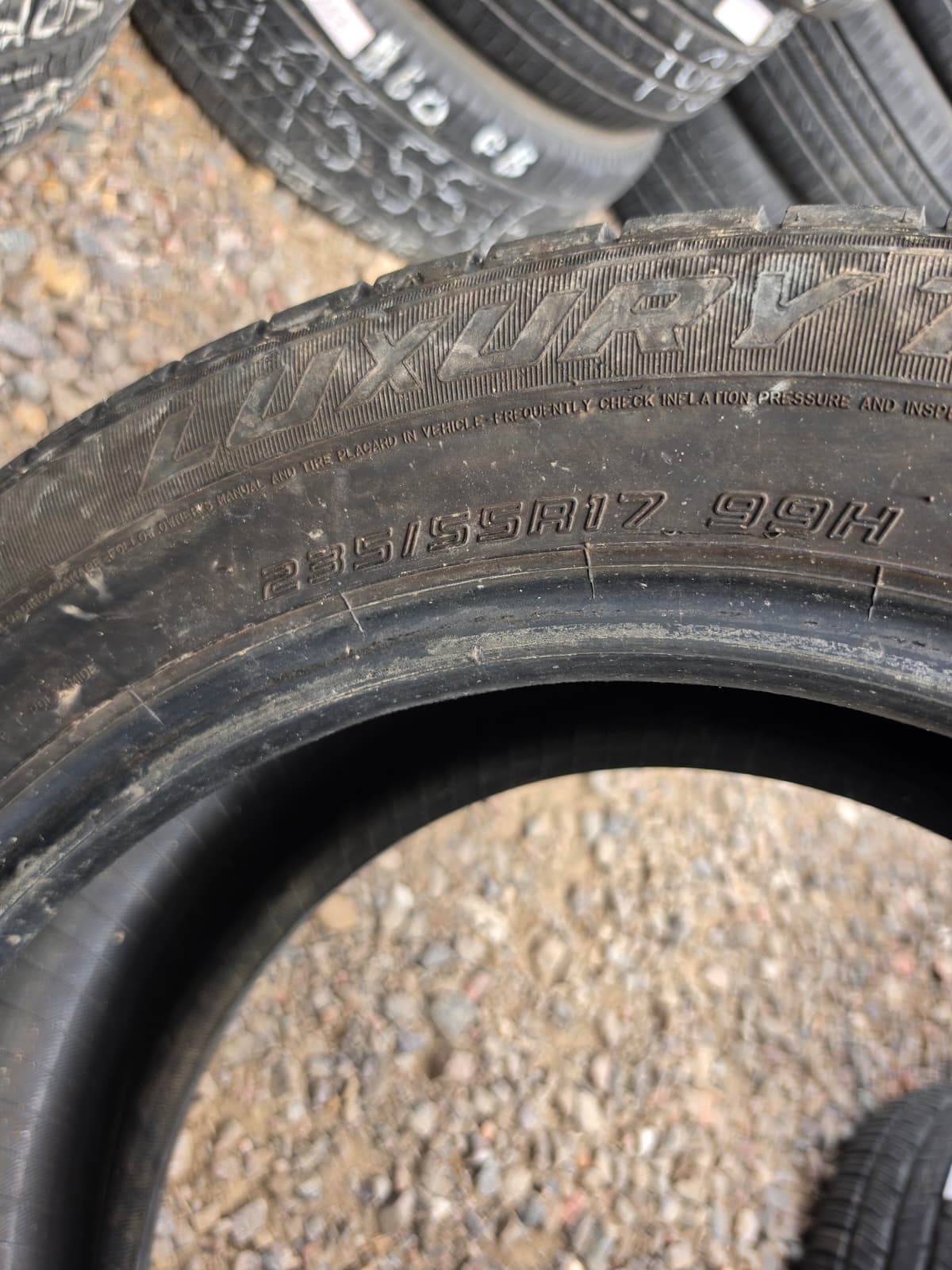 235/55R17 Single (1 Used Tire) Mazama Solarus