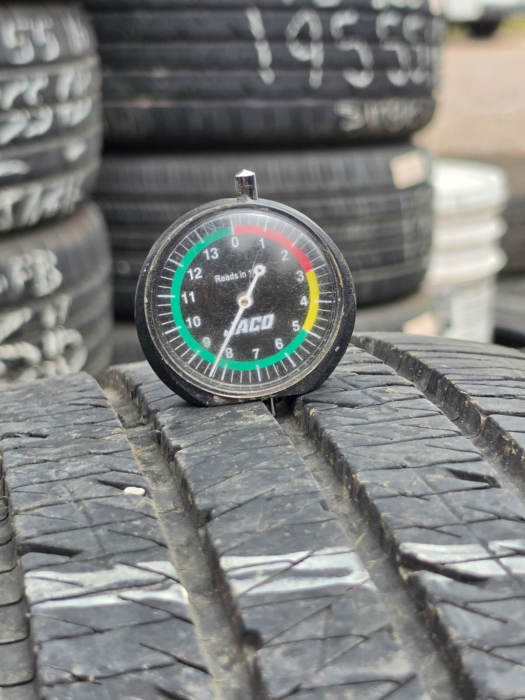 235/55R17 Single (1 Used Tire) Mazama Solarus