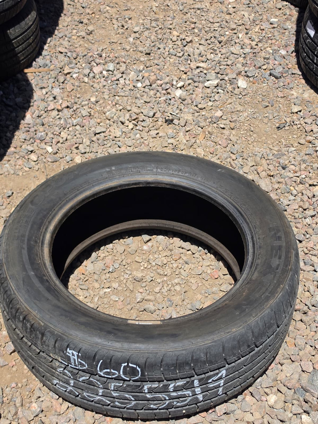225/55R17 Single (1 Used Tire) Nexen CP672
