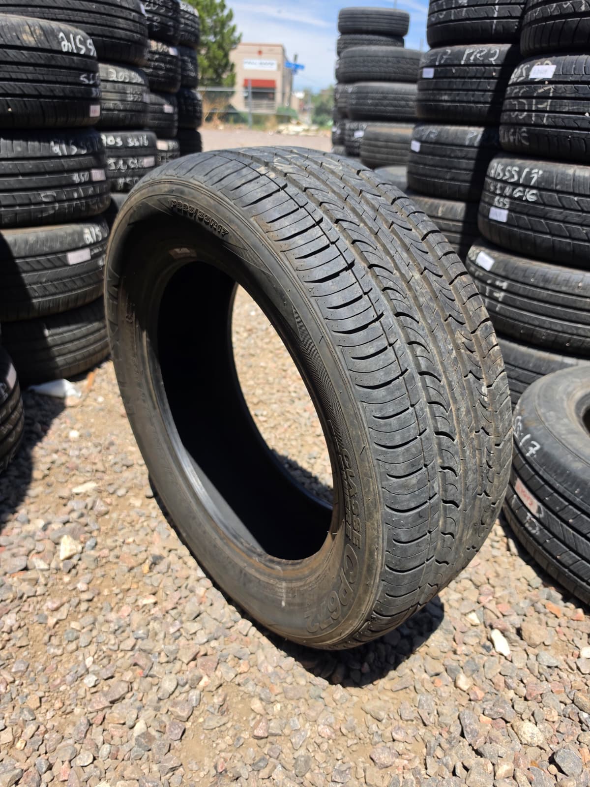 225/55R17 Single (1 Used Tire) Nexen CP672