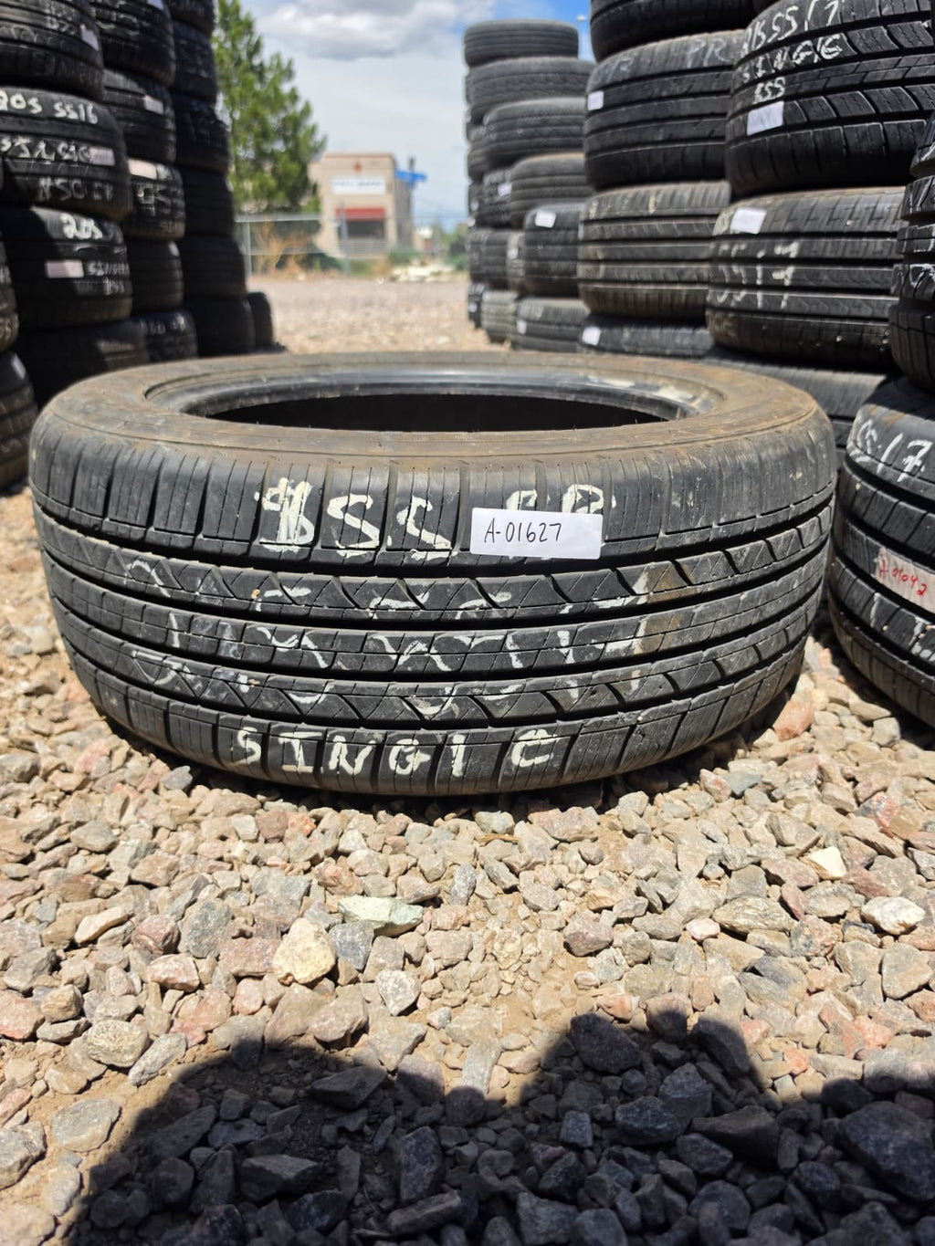 215/55R17 Single (1 Used Tire) MileStar MS 932
