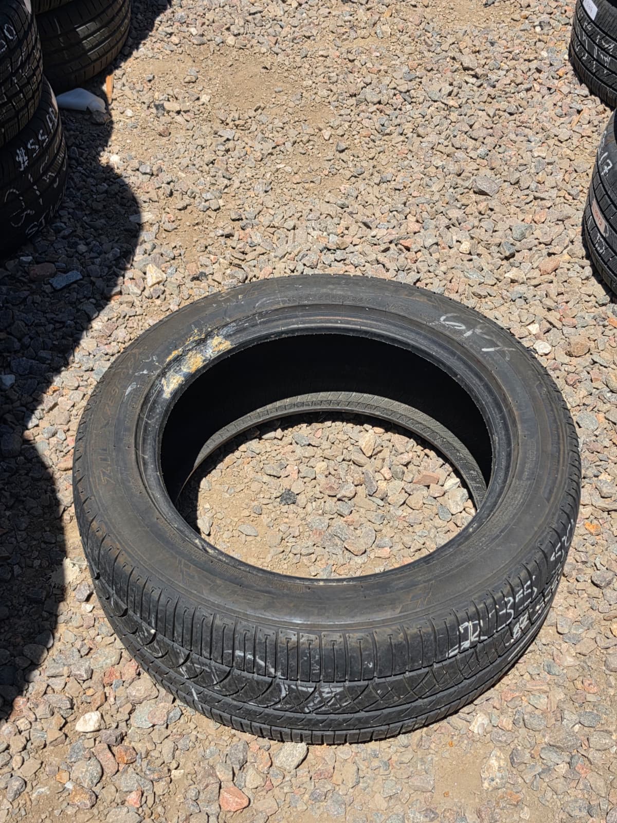 235/50R17 Single (1 Used Tire) Falken Ziex X