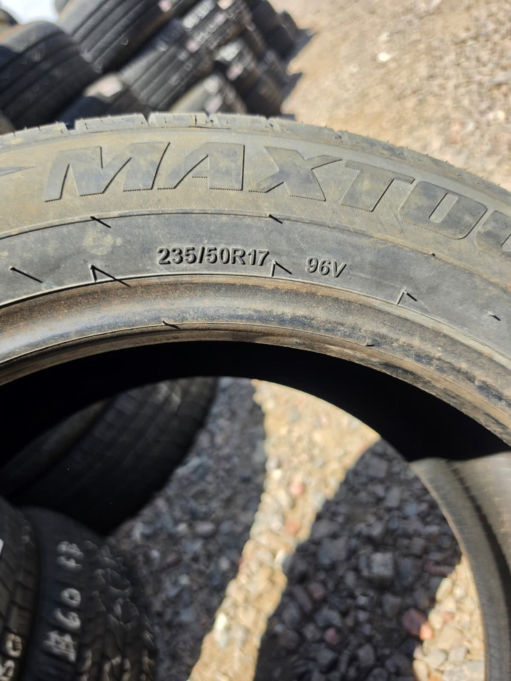 235/50R17 Single (1 Used Tire) GT Radial Max Tour LX